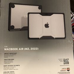 UAG Macbook Air cover