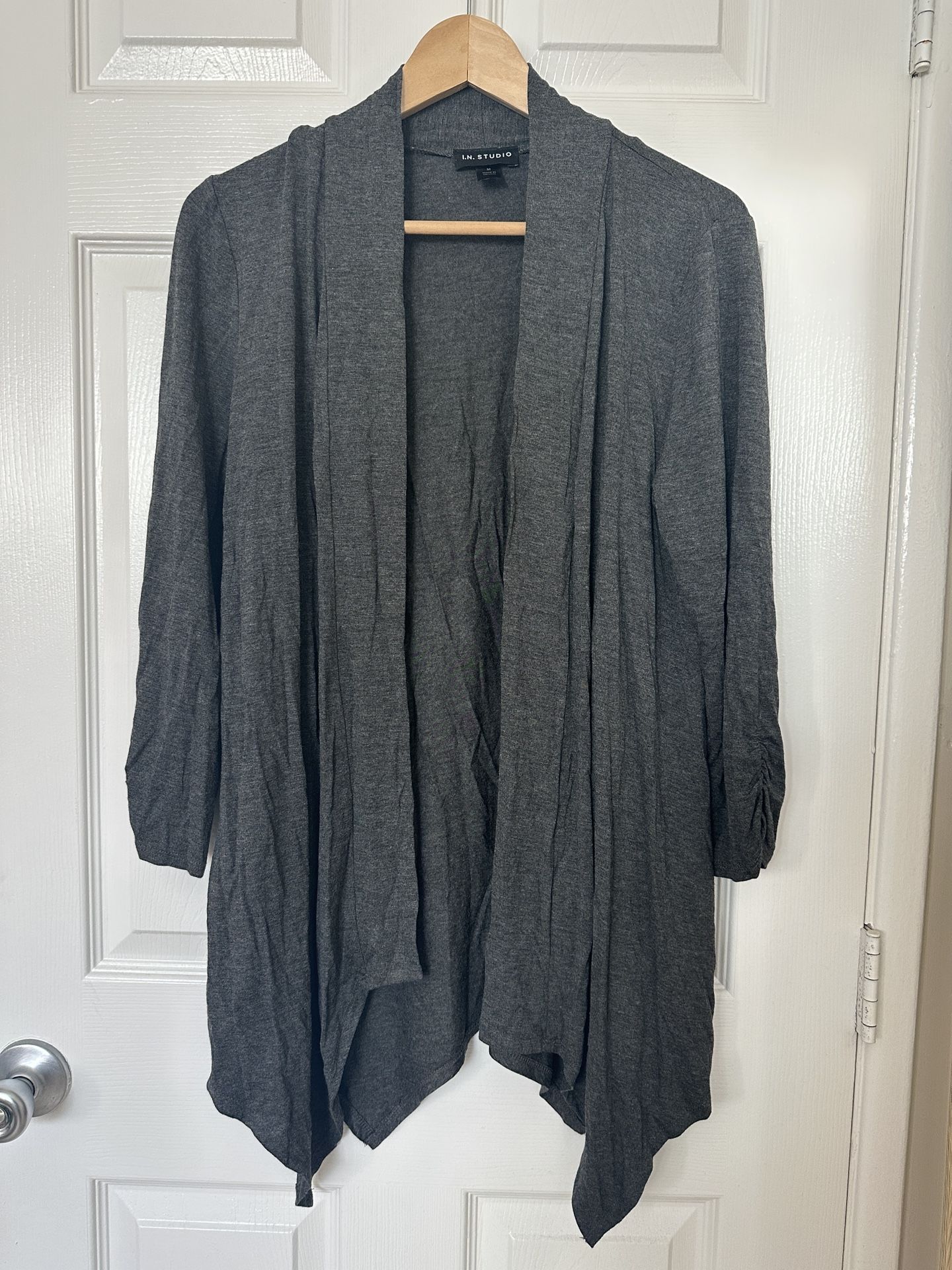 Gray Cardigan (light Material)