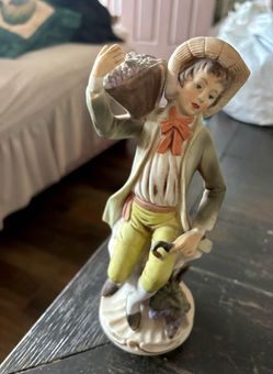 Figurine