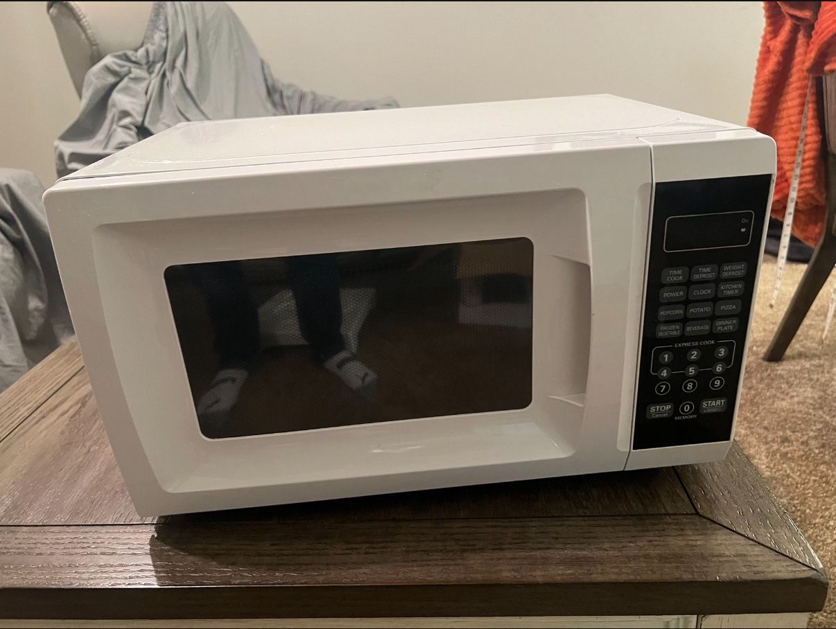 Microwave In Great Condition