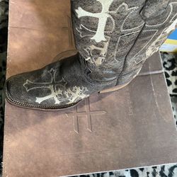 Cavenders Women Boots 