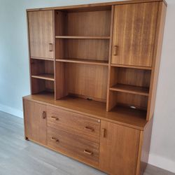 Wood Desk/entertainment