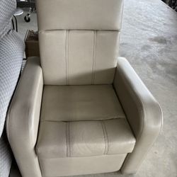 Recliner 