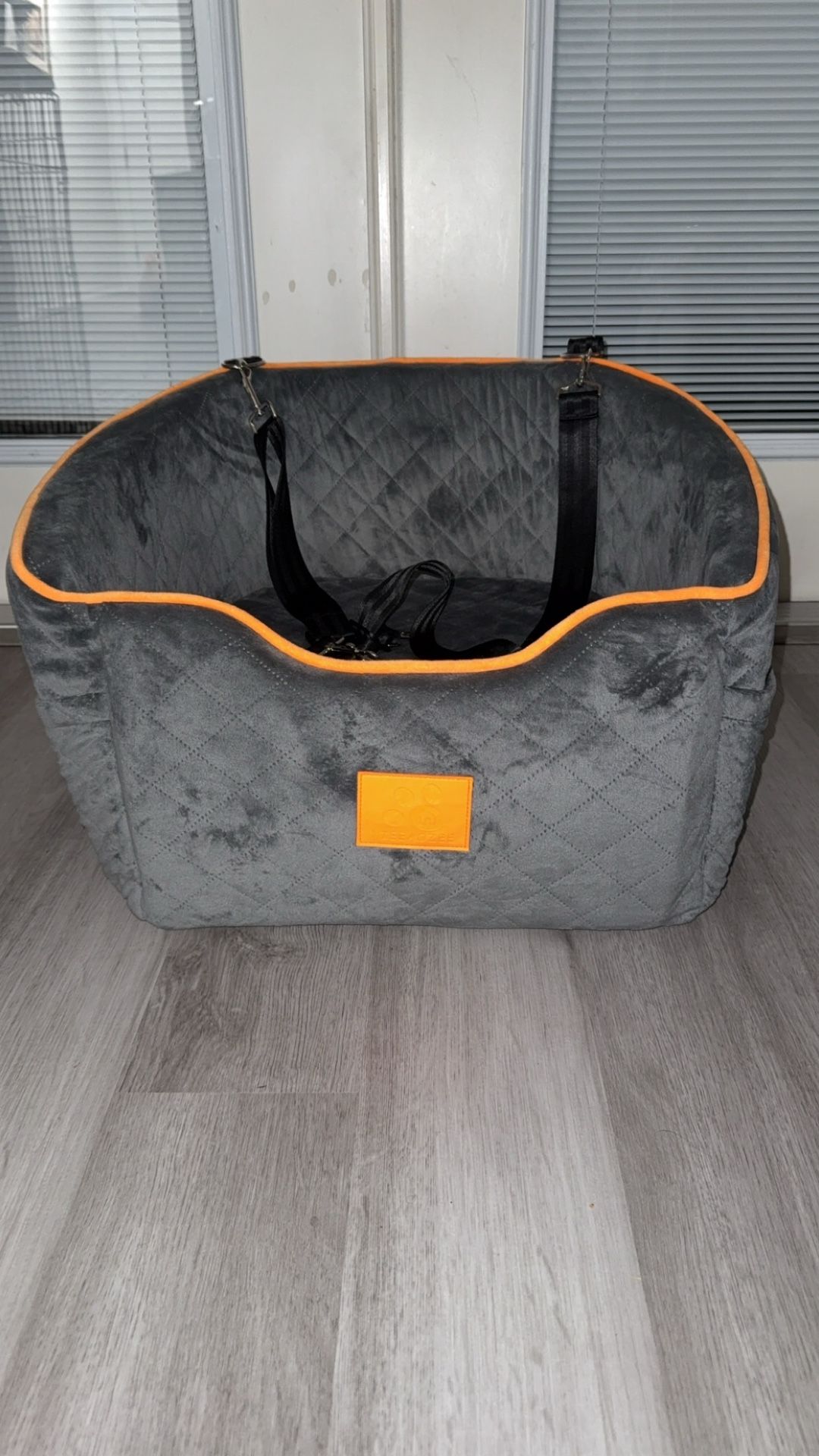 Dog Car Seat Good Condition