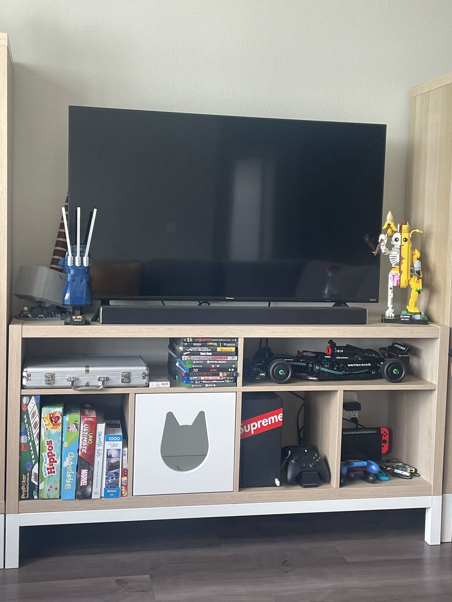 TV Stand/ Coffee Table