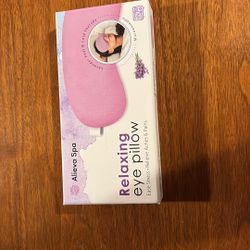 NWT Relaxing Eye Pillow Heat & Cold Therapy By Alieva Spa