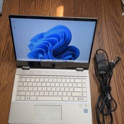 HP Laptop 13”/8GB RAM/128GB SSD/Windows 11/Fully Functional/Screen cracked.