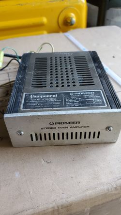 Old Pioneer Stereo Main Amplifier