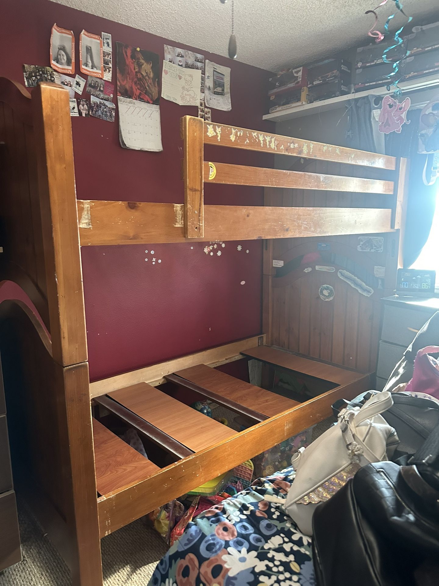 Twin Bunk Bed 