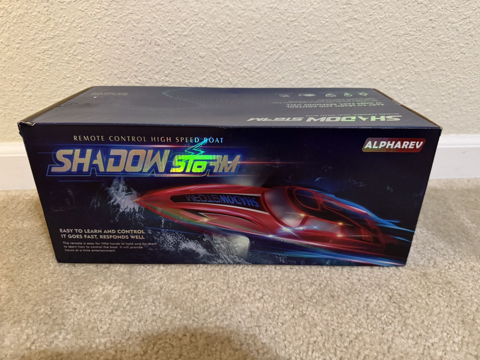 Remote-controlled high-speed boat