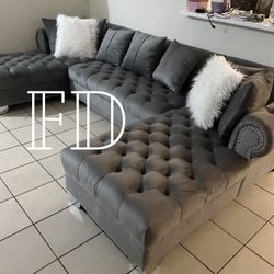 New In Box Gray Sectional Only $ 54 Down Payment 🤑No Credit