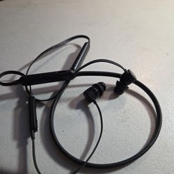 Beats by Dr. Dre A1763 Black Wireless Bluetooth Neckband In-Ear Headphones