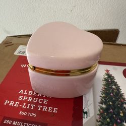 HEART JEWELRY /TRINKET BOX