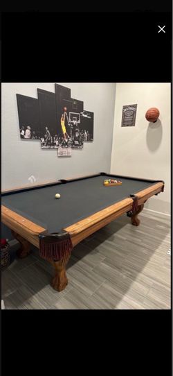 Pool table