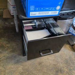 2 Drawer Filing Cabinet 25"x14"