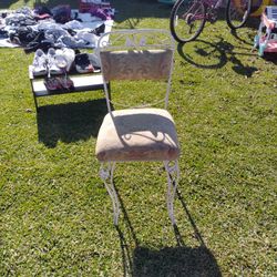 Antique Metal Chair Make Me An Offer