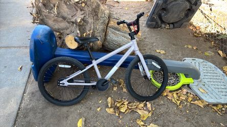 Kids BMX Style Bike. Light purple with grey