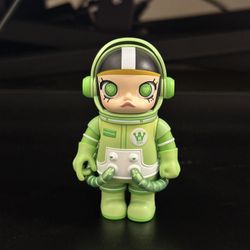 SPACE MOLLY SERIES 3