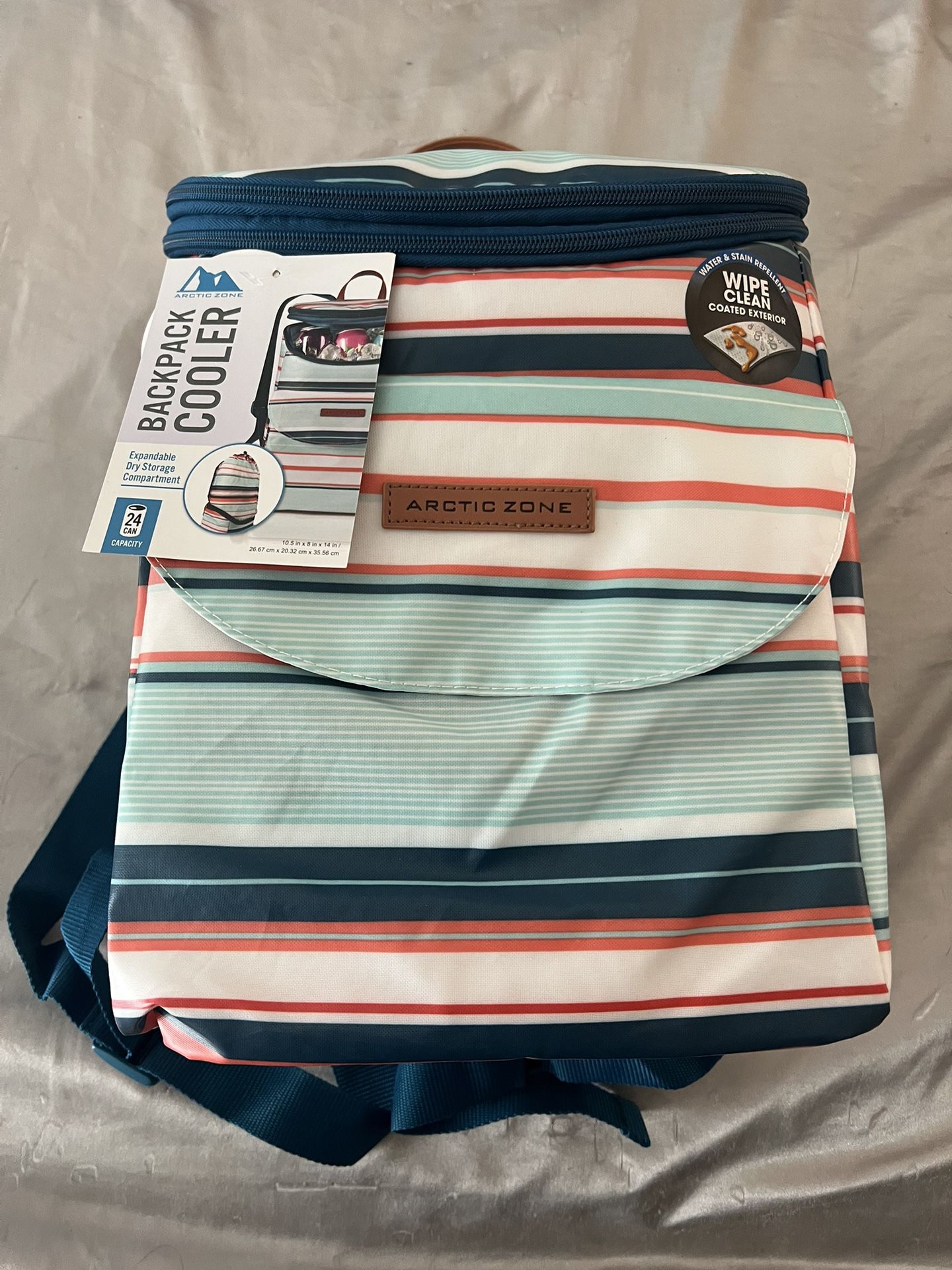 Arctic Zone Backpack Cooler 24 Can for Sale in Queen Creek, AZ - OfferUp
