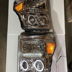 2011 - 2015 Ford F-250 - 550 Super Duty Headlights LED / Halo / Projector Chrome Amber Farros Luces 