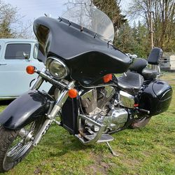 Motorcycle seat..Vtx 13 hundred  Honda