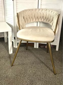 Modern Velvet Chairs | Gold