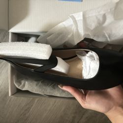 woman Shoe 