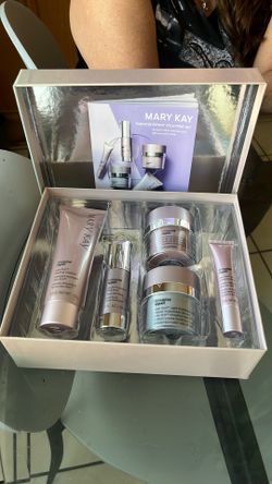 Timewise Repair Mary Kay New Set!