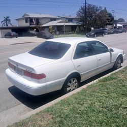 $(contact info removed)0 toyota camry  4 cylinder