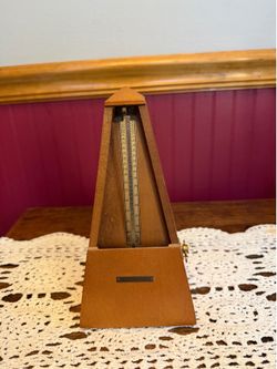 Vintage Seth Thomas Working Metronome