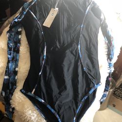 BeachSissi XL Long Sleeve Ocean Swimware-New