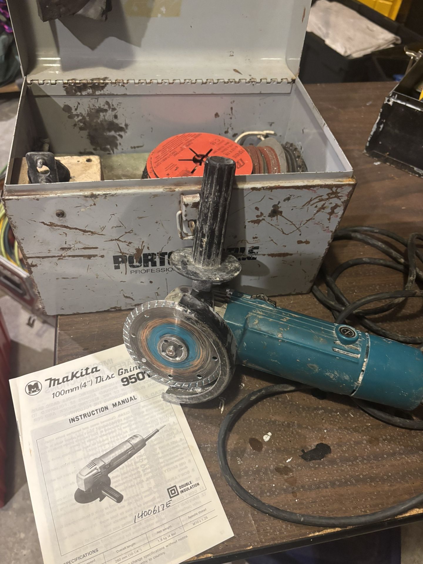 Makita Corded Grinder + Blades +Vintage Porter Cable Metal Box