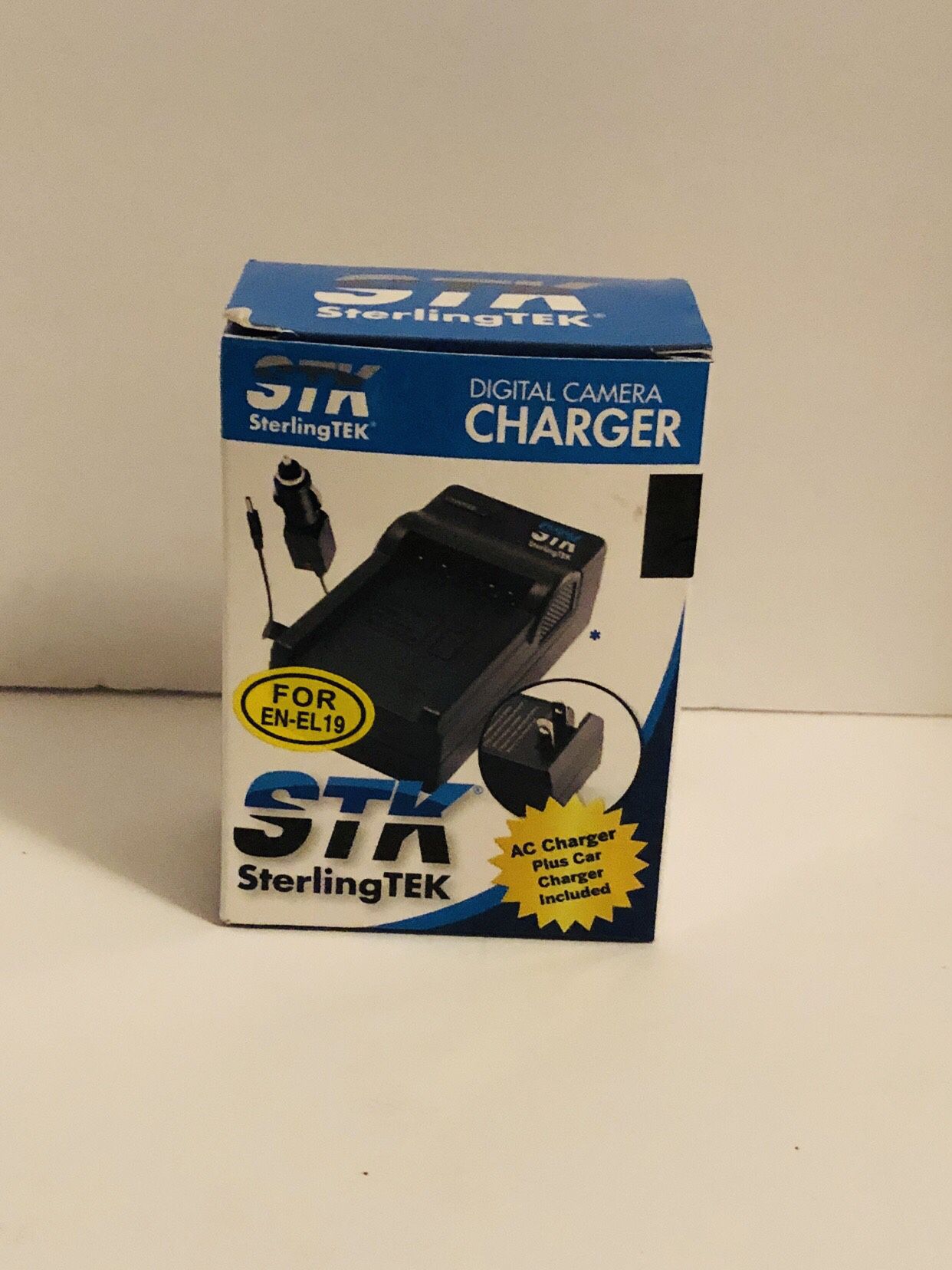 STK Sterling TEK Digital camera Charger