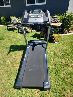 Pro-Form 6.0 RT folding fitness treadmill