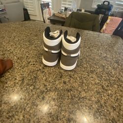 JORDAN 1 Mocha Size 13 Used