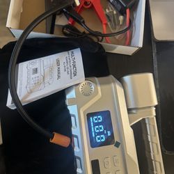 New jump pack/ air compressors/ flashlights / Power Bank