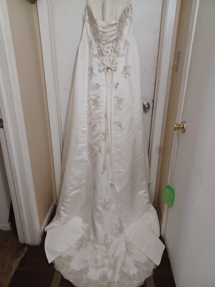David's Bridal Wedding Dress