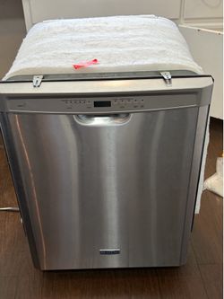 MAYTAG dishwasher
