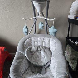 graco swinging chair