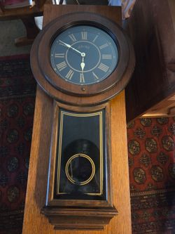 Bulova vintage large wall clock, unsure of working condition