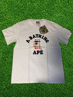 WHITE GRAPHIC TEE SIZE S