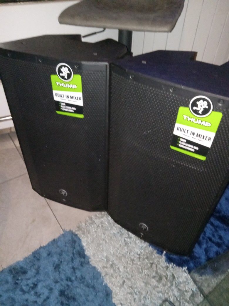 Powerd Speakers