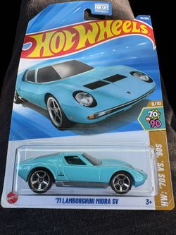 Hot Wheels ‘71 Lamborghini Miura SV