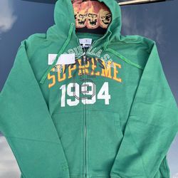 Supreme Mason Margiela Hoodie .