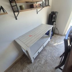 Free Heavy Table