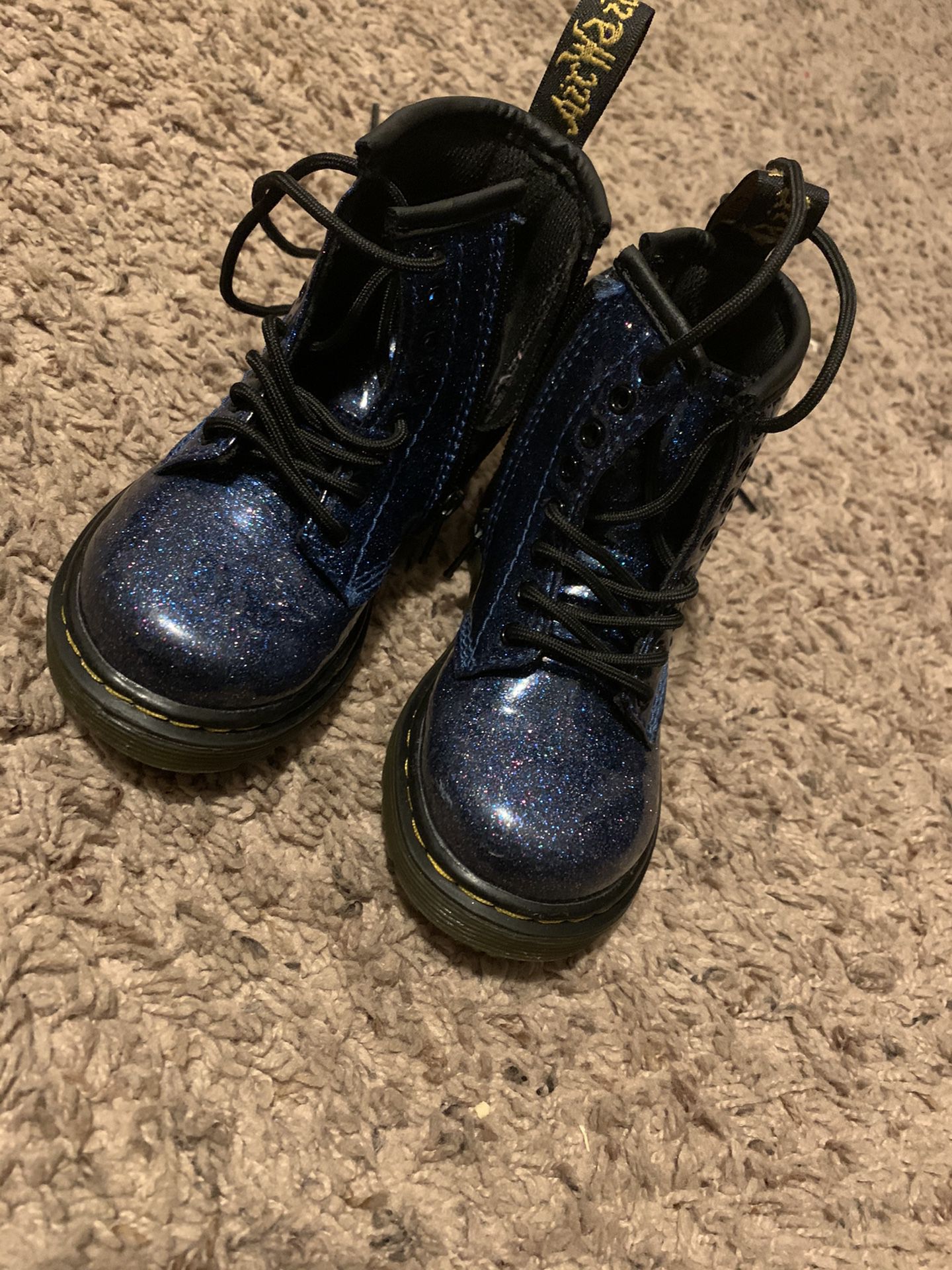 Girls Doc Martens boots Toddler Size 7