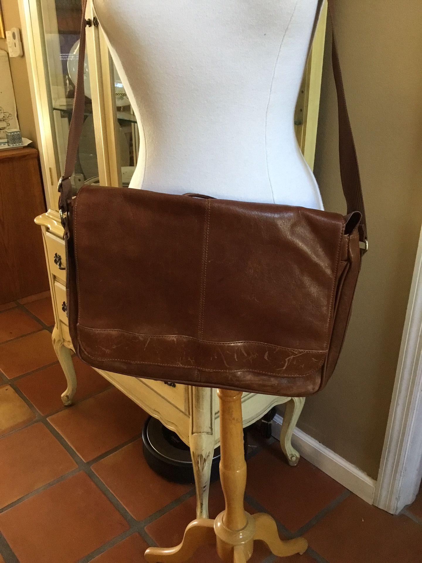 Wilson Leather Brown Briefcase/messenger Bag