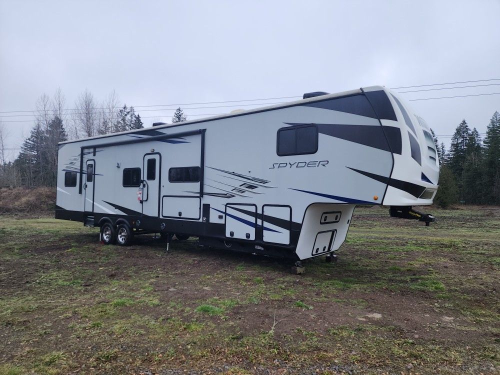 2020 Winnebago Spyder