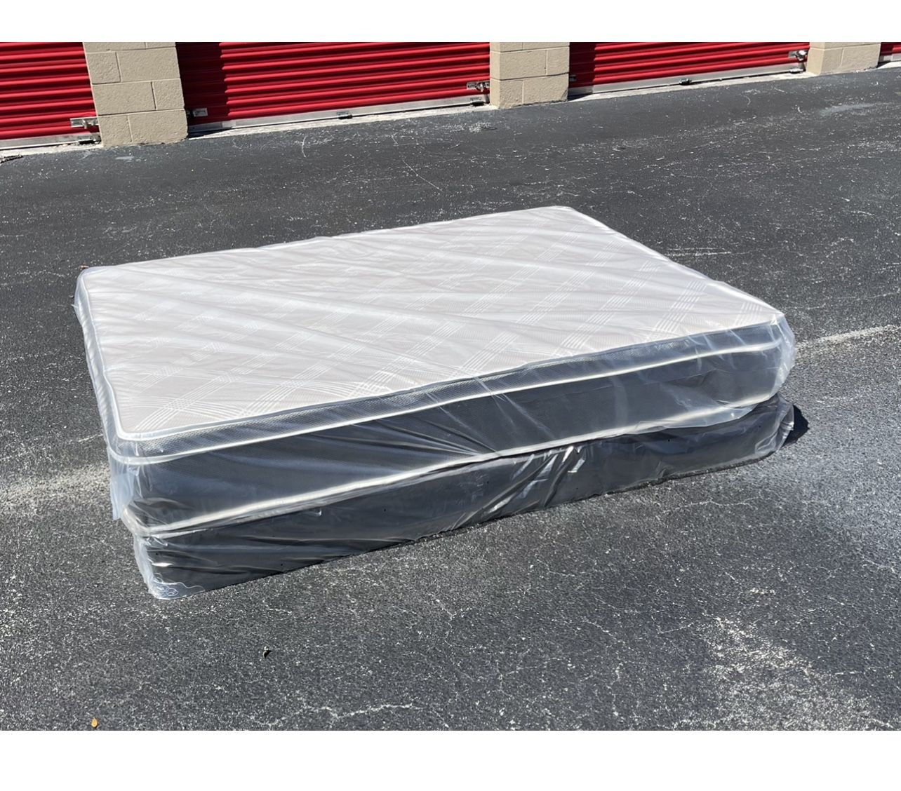New Queen Size Pillowtop Mattress And Box Spring Set