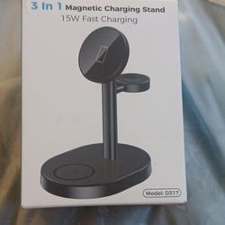 3-in-1 Magnetic Wireless Charging Stand 15W Fast Charge Matte Black D317